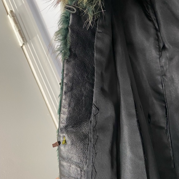 Green Raccoon Fur and Leather Coat - 70’s Penny Lane - Picture 4 of 4